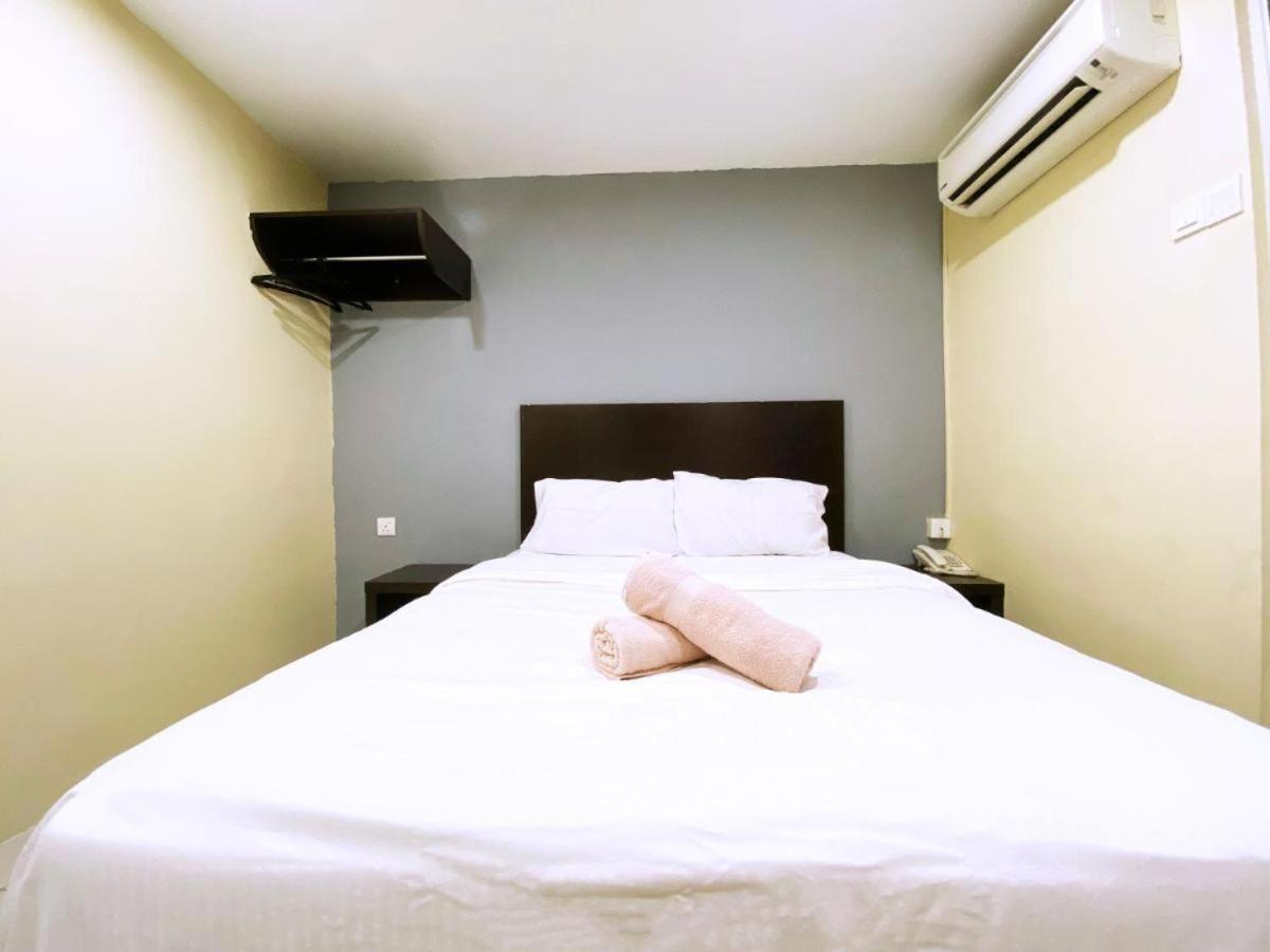 Your Hotel Klang Exterior foto